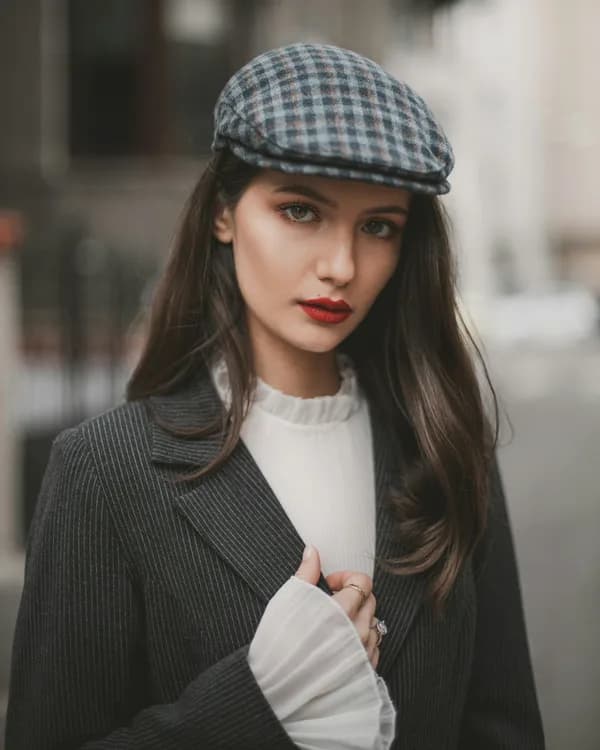 Meera Joshi escort photo 3