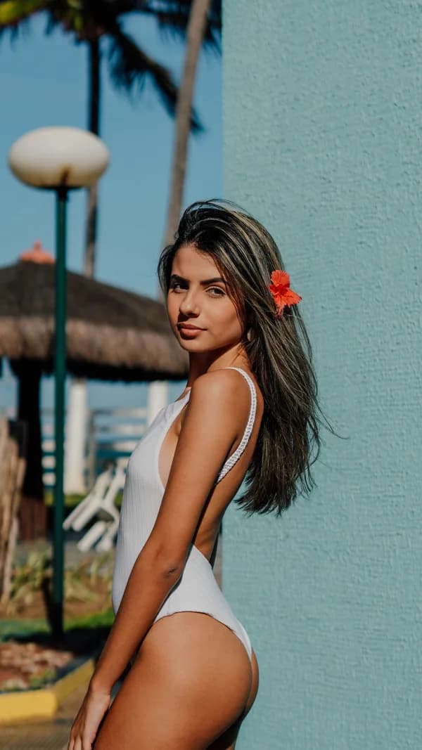 Ritika Arora escort photo 3